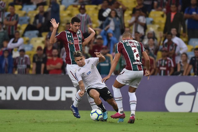 Quarto jogo sem vitória coloca Santos sob pressão para duelo com o CSA na Vila