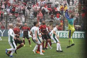 Série B: Em alto astral, Guarani desafia dois tabus em Pelotas