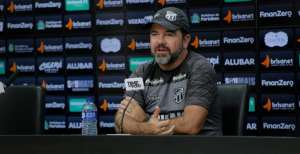 Enderson Moreira balança, torcida protesta e Ceará mira Atlético-MG