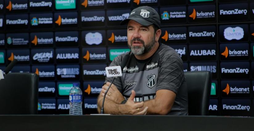 Enderson Moreira balança, torcida protesta e Ceará mira Atlético-MG