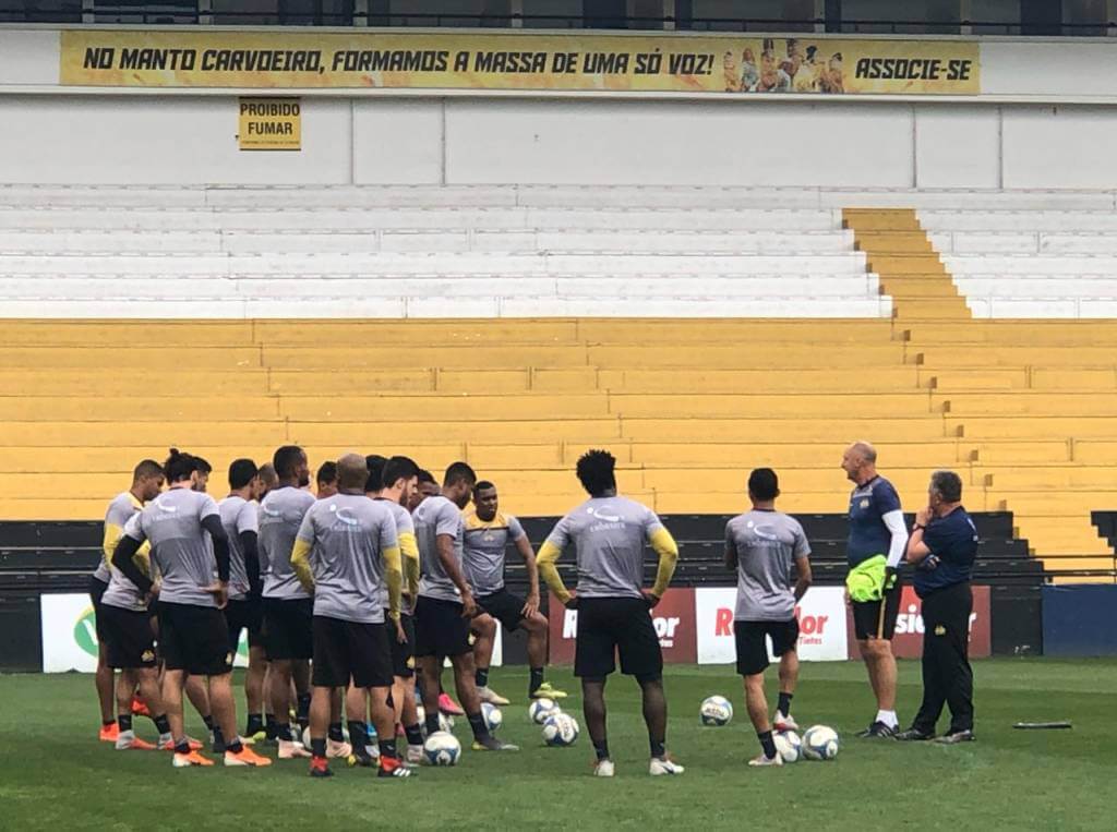 Criciúma x Botafogo-SP – Novo técnico vai dar jeito no Tigre?