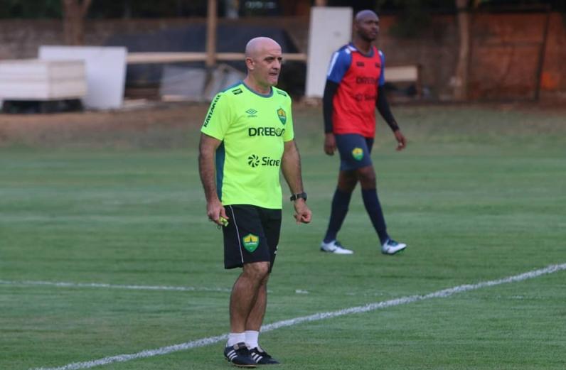 Itamar Schulle mostra confiança para buscar a vitória ante a Ponte Preta. (Foto: Asscom)