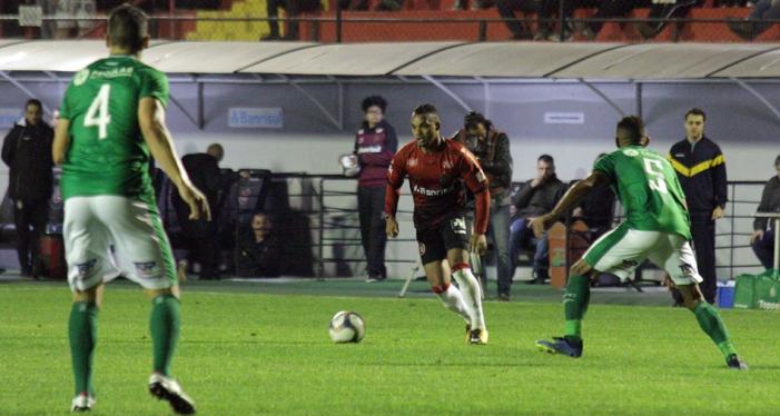 Guarani completa quatro jogos sem sofrer gols