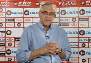 Cartola revolucionário do futebol brasileiro passa bem após cirurgia