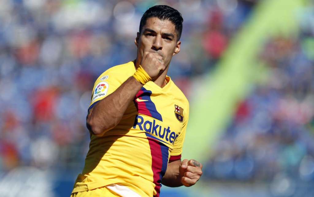 Fora de casa, Barcelona vence e mantém perseguição aos líderes