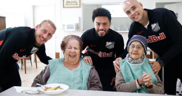 Alimentos foram entregues a instituição da cidade