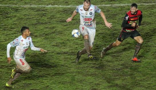 Sport 3 x 1 Operário-PR - Leão só confirma vitória e terceiro lugar com 10 jogadores 2 0002050419069 img