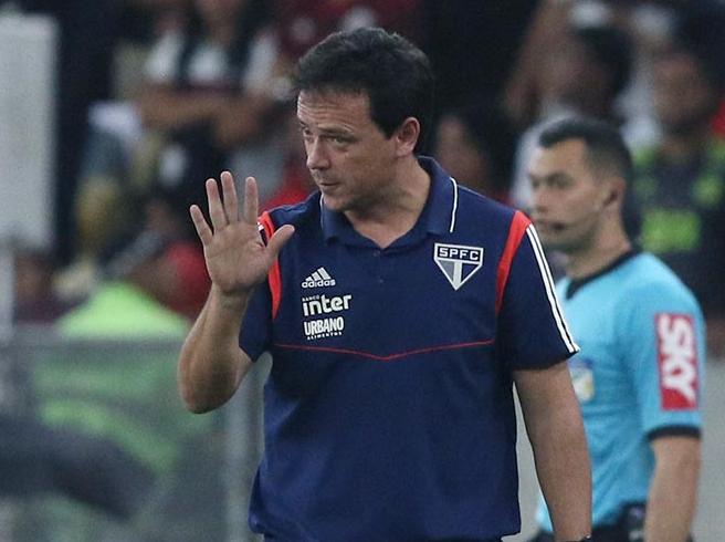 ‘Fizemos o que era preciso’, afirma Diniz após empate em estreia pelo São Paulo