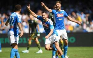 ITALIANO: Balotelli marca seu 1º gol, mas Brescia é derrotado pelo Napoli