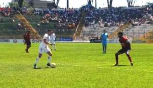 SEGUNDONA: Paulista e Flamengo vencem fora e ficam perto da semifinal
