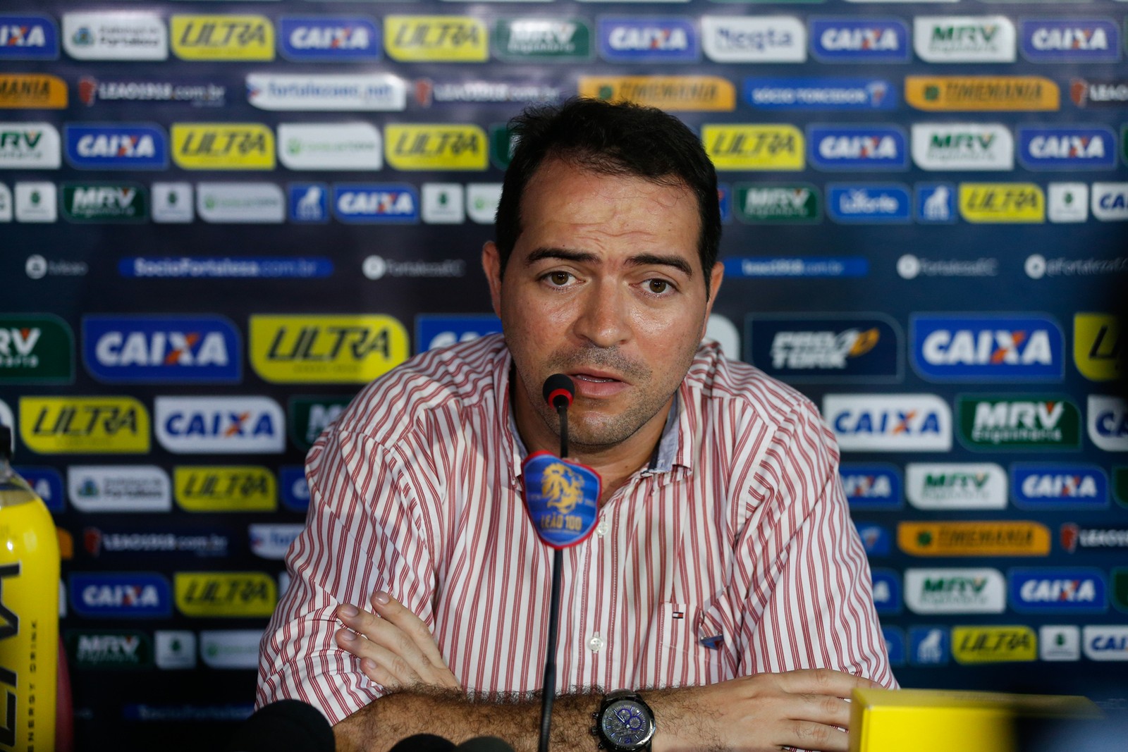 ‘Aqui jogador não vai mandar em treinador’, diz presidente do Fortaleza