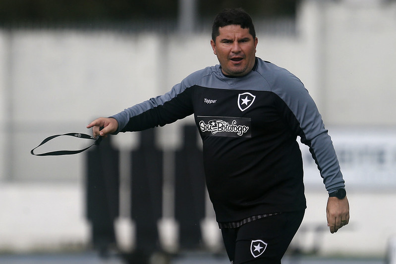 Botafogo busca a 1ª vitória no returno para ficar longe da zona de rebaixamento