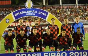 Série B: Dirigente do Atlético-GO critica torcida: 