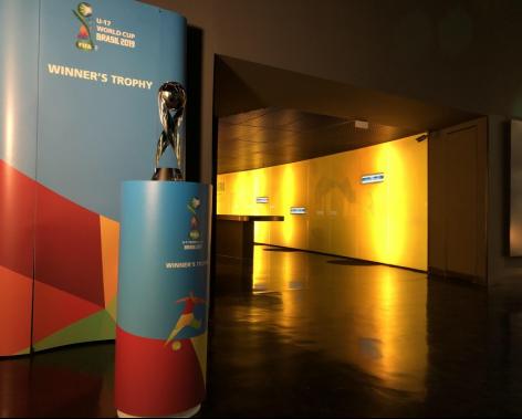 Museu Seleção Brasileira recebe o troféu da Copa do Mundo Sub-17
