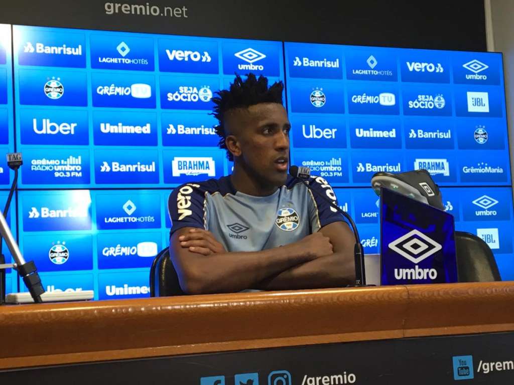 Cortez diz que Grêmio joga por Renato e lembra trabalho com Jorge Jesus