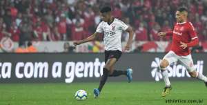 Zagueiro campeão da Copa do Brasil passará por cirurgia e desfalcará o Athletico-PR