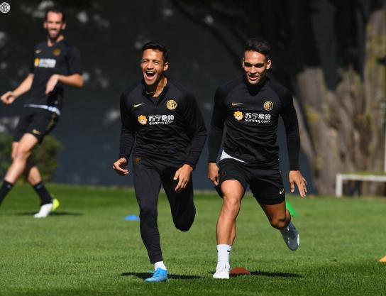 Liga dos Campeões: Lesionado, atacante desfalca Inter de Milão contra o Barça