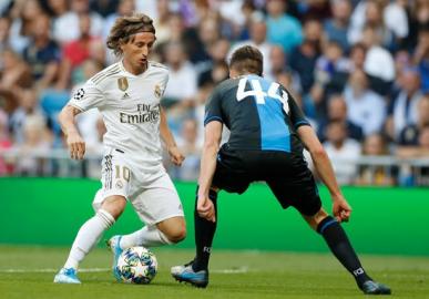 LIGA DOS CAMPEÕES: Real Madrid arranca empate com gol de brasileiro