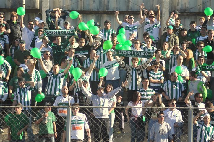 Série B: Coritiba esgota carga de ingresso para duelo contra Paraná