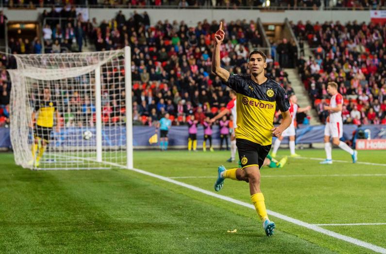 LIGA DOS CAMPEÕES: Borussia Dortmund derrota Slavia Praga e Napoli empata com Genk