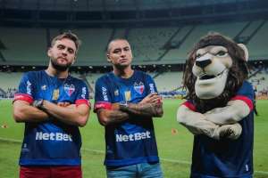 Fortaleza anuncia saída de zagueiro que pertence ao Fluminense