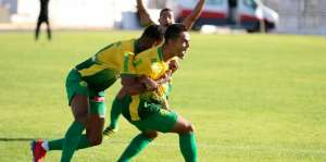 Série B: Cuiabá dispensa volante e atacante; outros dois podem deixar o clube