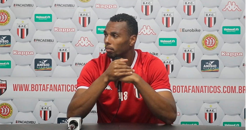 Série B: Zagueiro aprova reunião com diretoria e vê Botafogo-SP mais focado