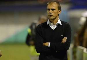 Milton Mendes escalará reservas para São Bento enfrentar Bragantino na Série B