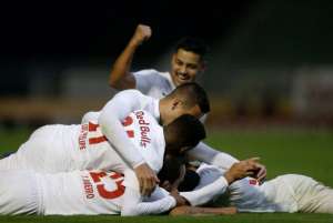 Líder da Série B vai com 