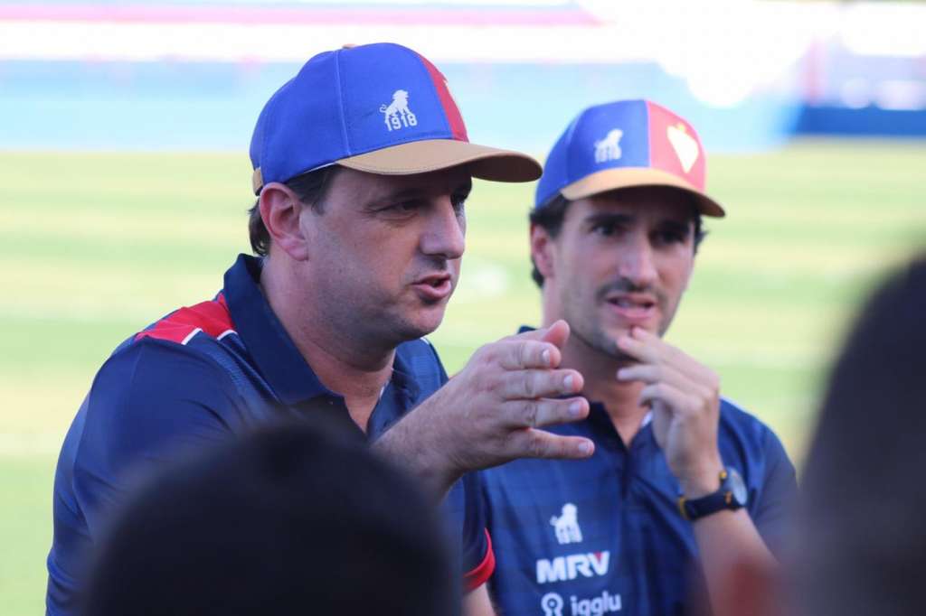 Rogério Ceni vai para a segunda partida no seu retorno ao Fortaleza