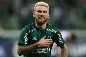 Lucas Lima elogia Mano Menezes no Palmeiras e diz: 'Espero crescer ainda mais'