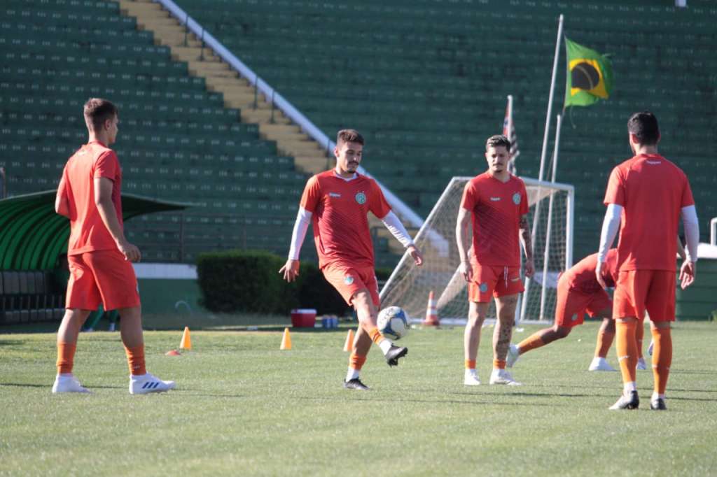 Invicto há cinco jogos, elenco do Guarani será submetido à nova maratona na Série B - David Oliveira / Guarani FC