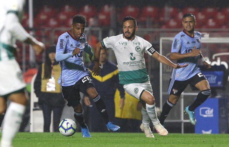 Contra o Ceará, Goiás tenta dar sequência à arrancada no Brasileirão
