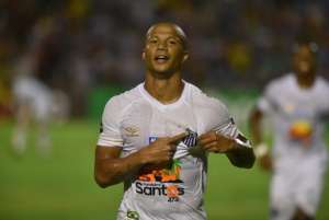 Lesionados, Luiz Felipe, Sánchez e Derlis desfalcam o Santos contra o Vasco