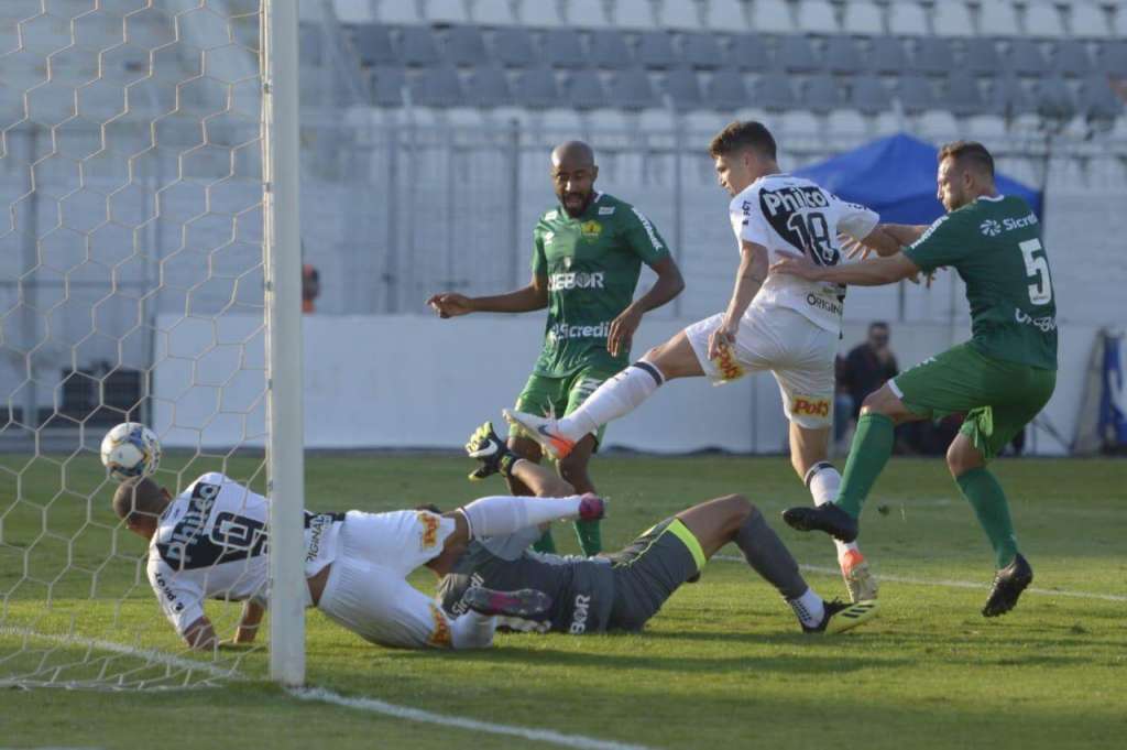 Ponte Preta vai manter o time que goleou o Cuiabá na última rodada