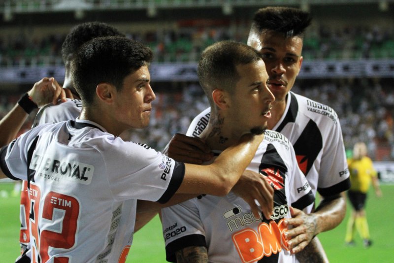 Substituto de Raul após ser decisivo, Marcos Jr admite que vivia má fase no Vasco