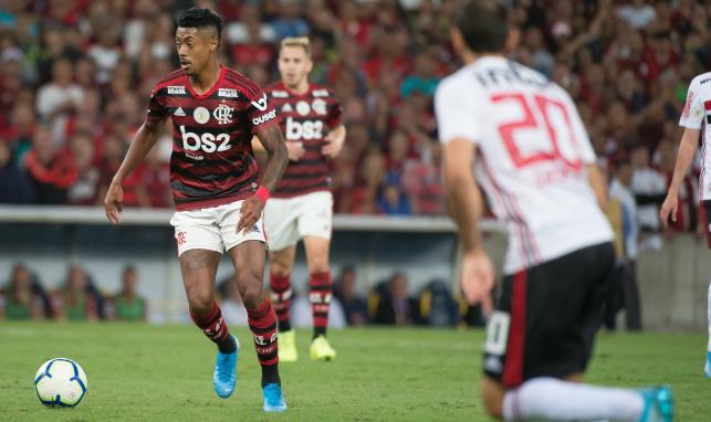 Mengo defende a liderança