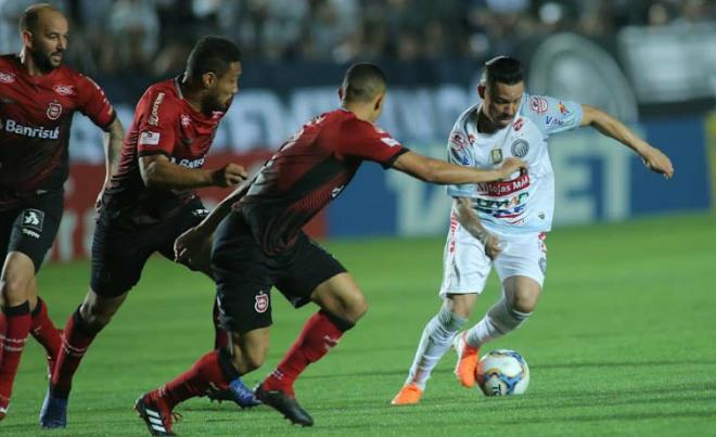 Brasil marcou bem no 2º tempo. Foto: José Tramontin