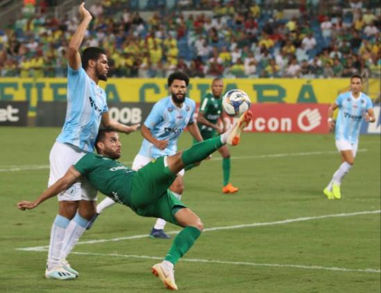 SÉRIE B: Ponte passa vergonha, Bota entra no G4 e Paraná vence clássico