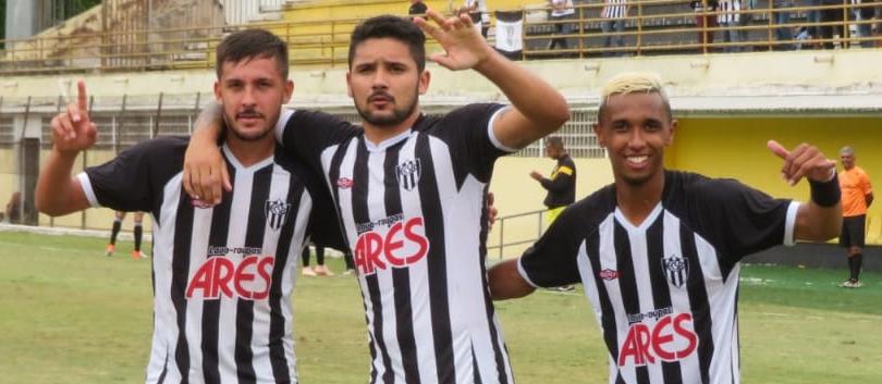 São Bernardo fez 5 no 2º tempo. Foto: Brendow Felipe