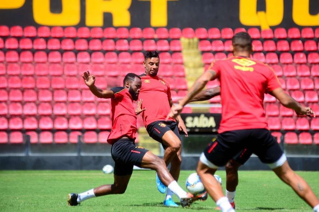 Sport se prepara para o duelo em Maceió Foto: Anderson Stevens/Sport