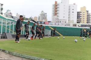 Série B: Sem vencer há 16 jogos, Figueirense projeta jogo difícil em Ribeirão Preto