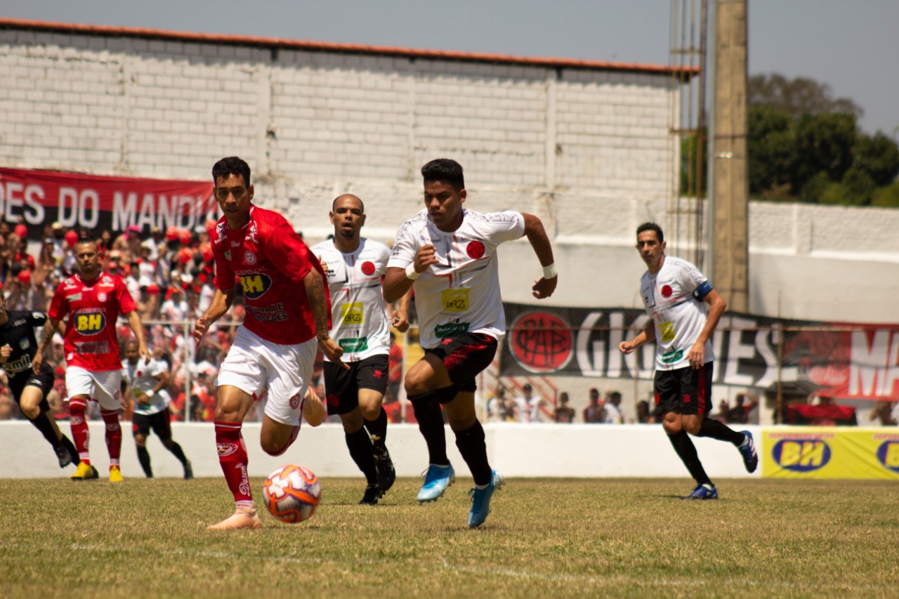 Betim e Pouso Alegre largam na frente nas semifinais da Segundona do Campeonato Mineiro