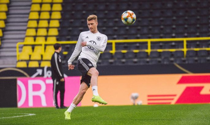 Löw confirma meia como desfalque contra a Argentina e diz que Reus é dúvida