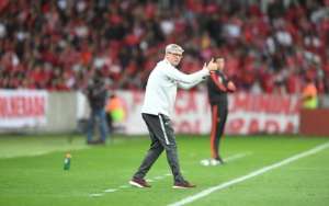 Odair, Guerrero e vice-presidente do Inter são denunciados pelo STJD