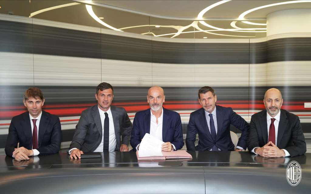 Stefano Pioli foi confirmado como novo técnico do Milan