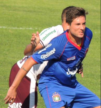 Copa Paulista: Volante do São Caetano analisa próximo duelo com a Ferroviária