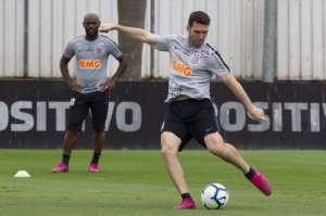 Boselli cobra melhora do Corinthians e não garante permanência em 2020