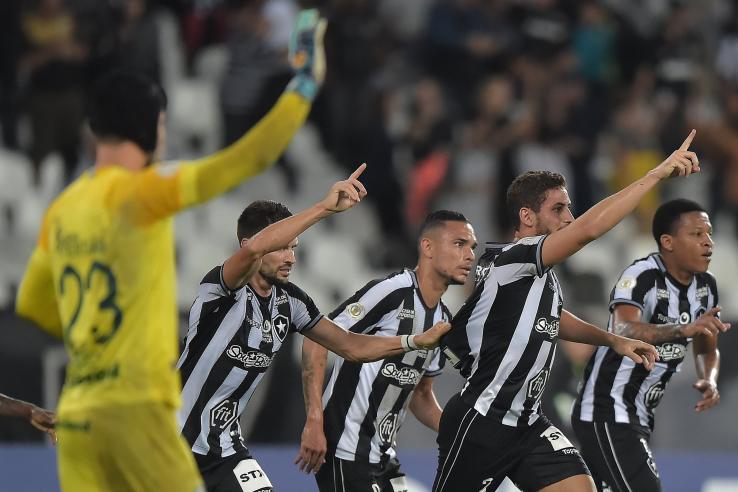 João Paulo valoriza mudança de atitude e agressividade do Botafogo