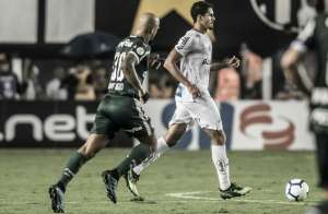 Após provocação, Felipe Melo rebate torcida do Santos: 'Não enche estádio'